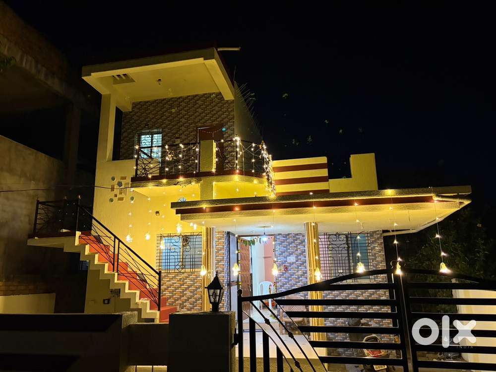 Independent 2 BHK House Near to colleges market