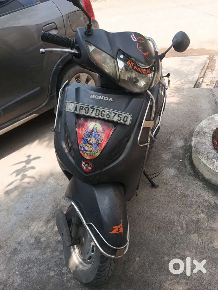 Activa 4G scooty