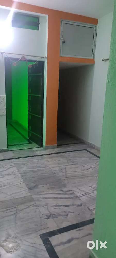 3 bhk flat for rent open for bachelors and family