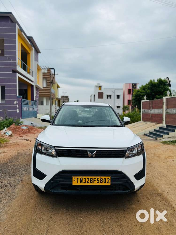 Mahindra XUV300 – 2024 PETROL