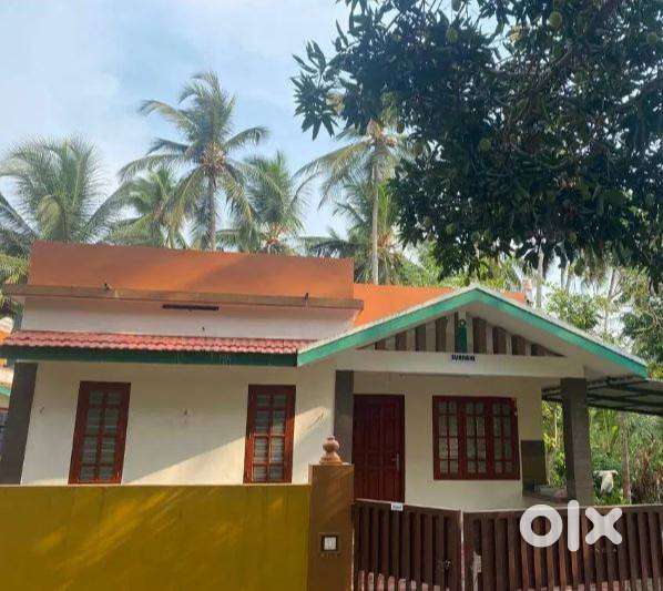 Spacious 2 BHK Independent Villa with Land for Sale in Vadakara