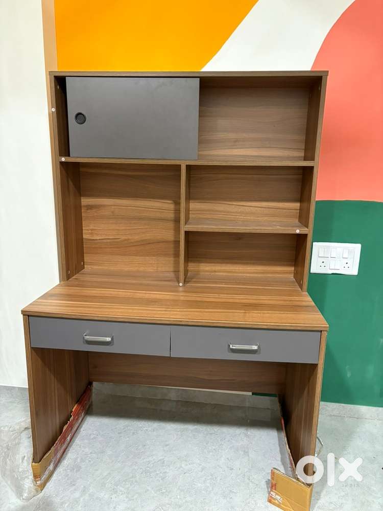 Book shelf