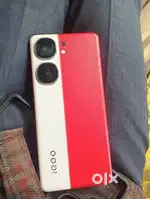 Iqoo Neo 9 pro 12/256 under warranty