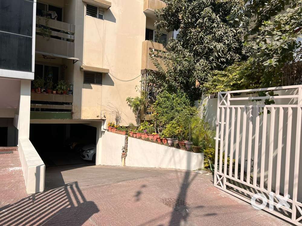 3 BHK Flat with 3 Balconies and 3 Washrooms Fully Furnished