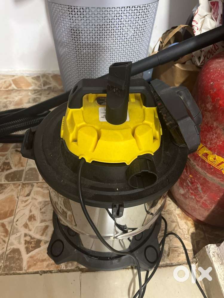 iBell Wet & Dry Vacuum Cleaner – Heavy Duty, Excellent Condition
