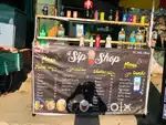 Shop counter for juice shop and bakery
