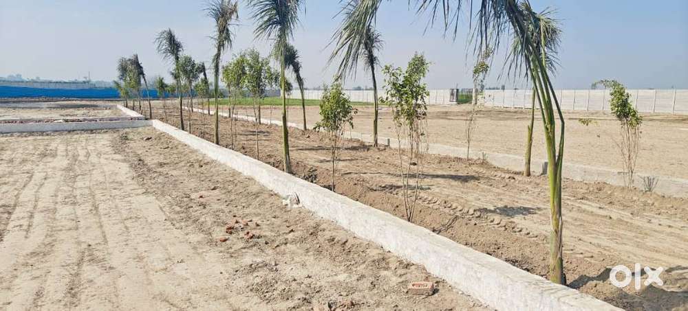 GREATER faridabad ME PLOT 115 GAJ KA POT 977,500 me