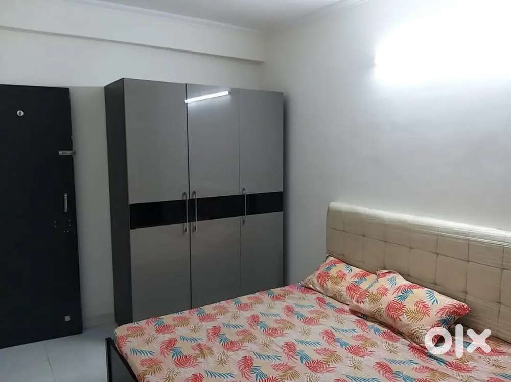 NEAR JAWAHAR CIRCLE 1BHK FURNISHED FLAT FOR FAMILY, WORKING BACHELOR