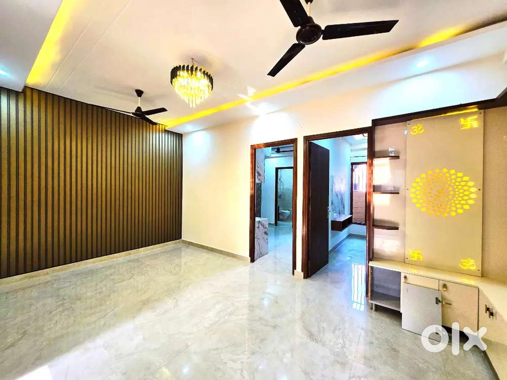 3 Bhk Luxury Flat with LIFT in Gated Society Near Panchkula 
Cover