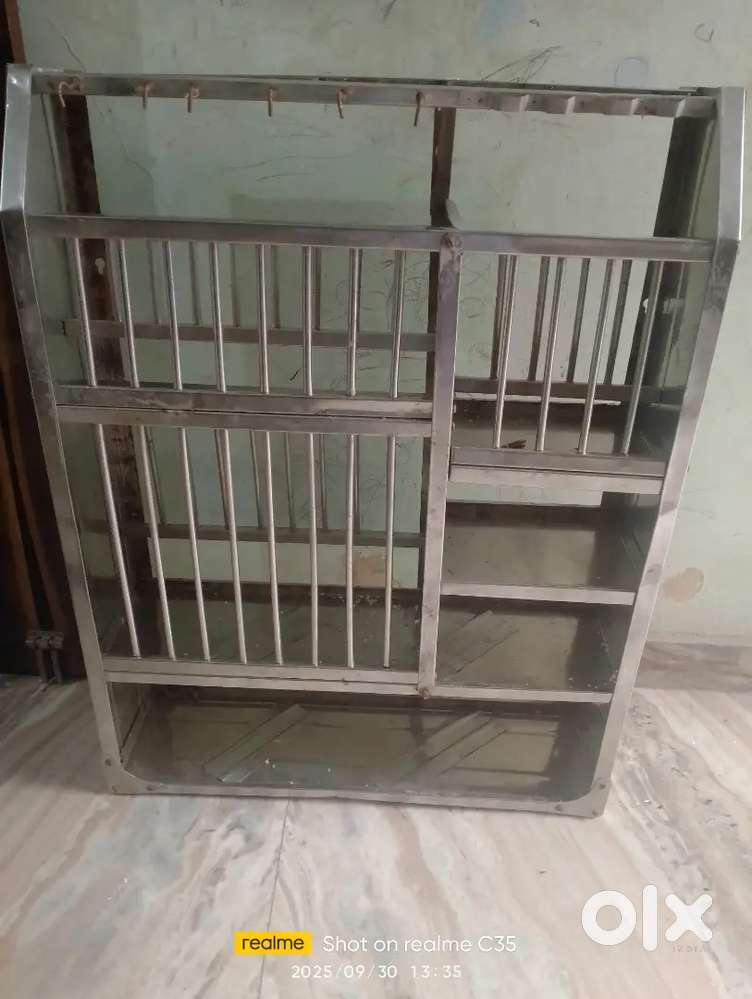 Kitchen ki almari