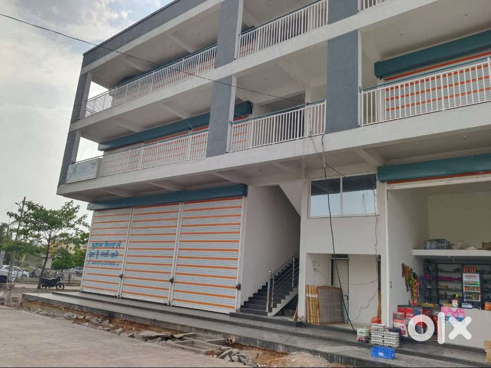 COMMERCIAL SHOP ON RENT IN VIP CITY COMMERCIAL COMPLEX ON GROUND FLOOR