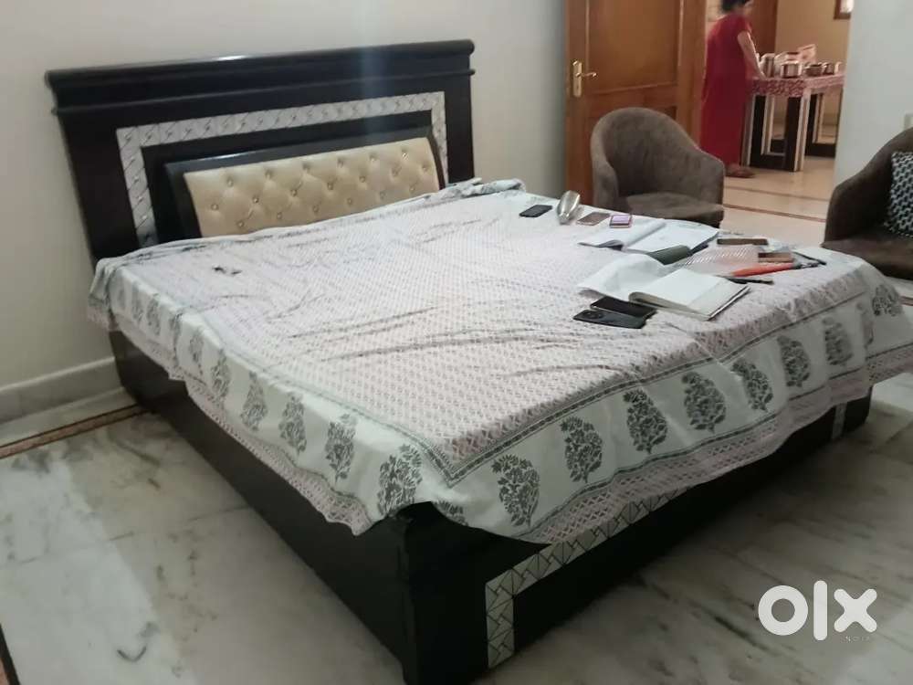 Full size bed for sell