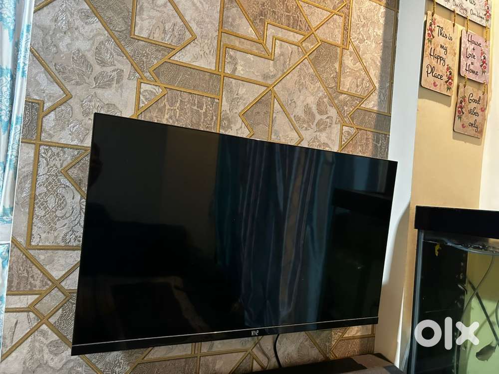 32” Vise smart TV for sale