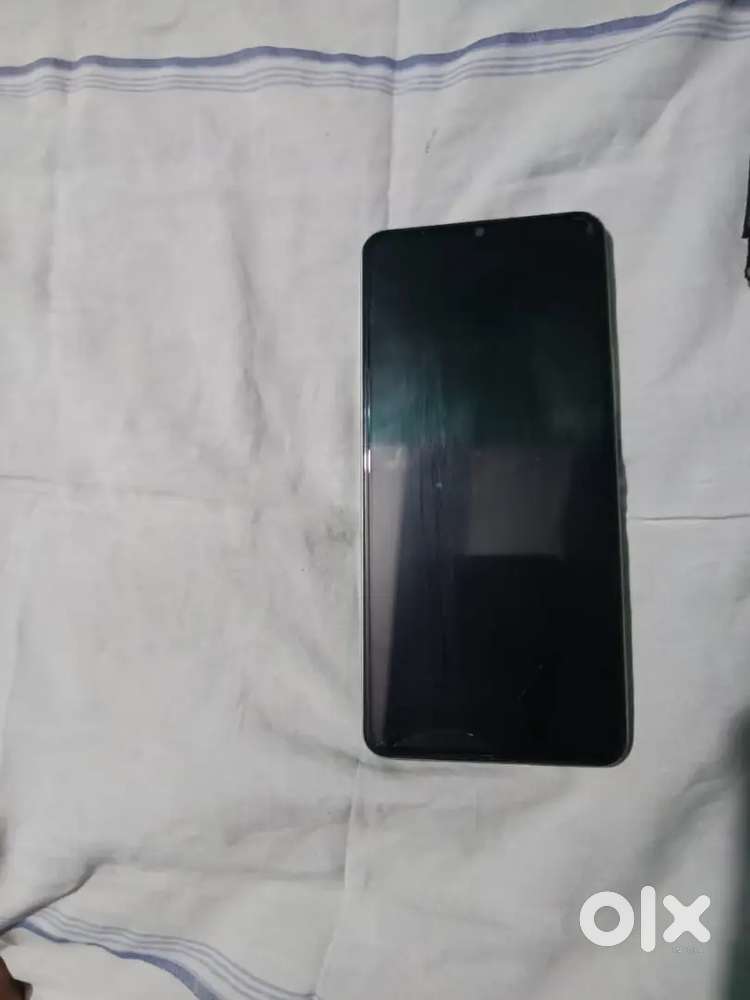 Vivo y27 6/128 4G