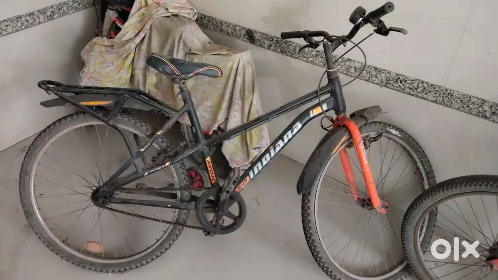 Two cycles only 1 year used