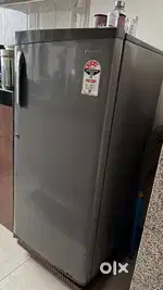 Refridgerator