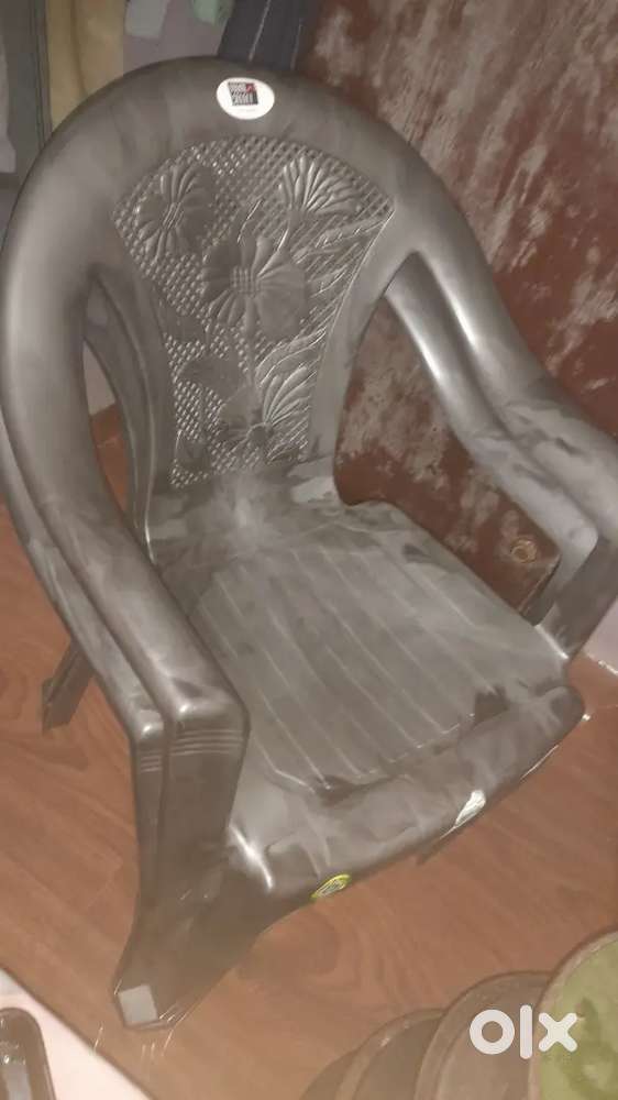 Plastic chair