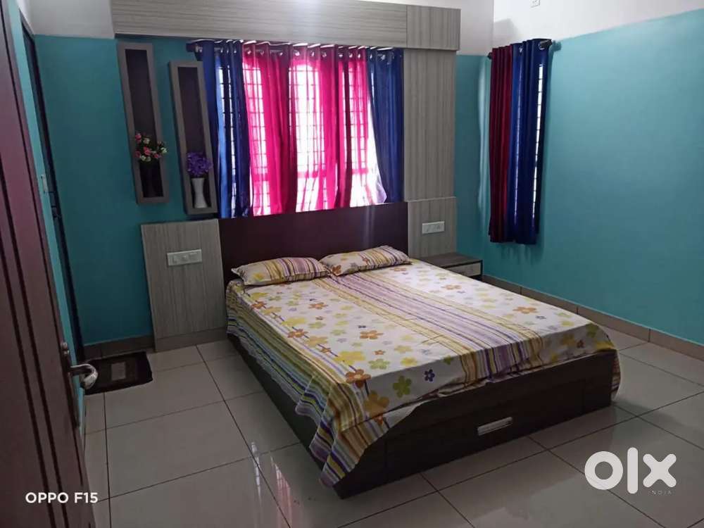 4 BHK Fully-Furnished 2 Car Parking House for Rent at Padinjarekotta