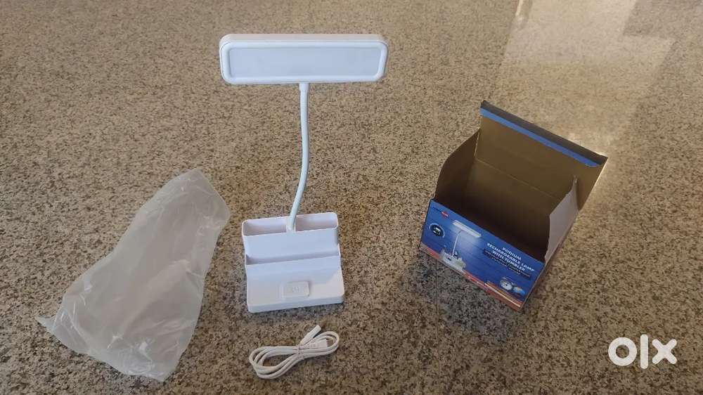 Podium rechargeable lamp with tumbler