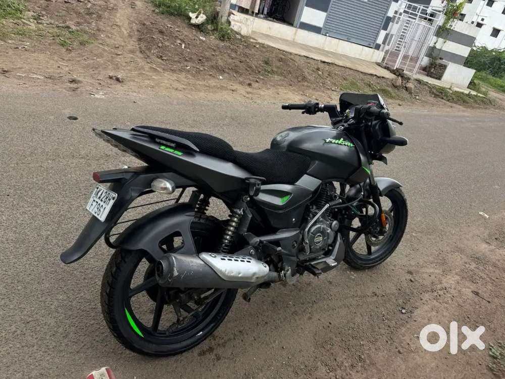 Full good condition hai I am second owner
