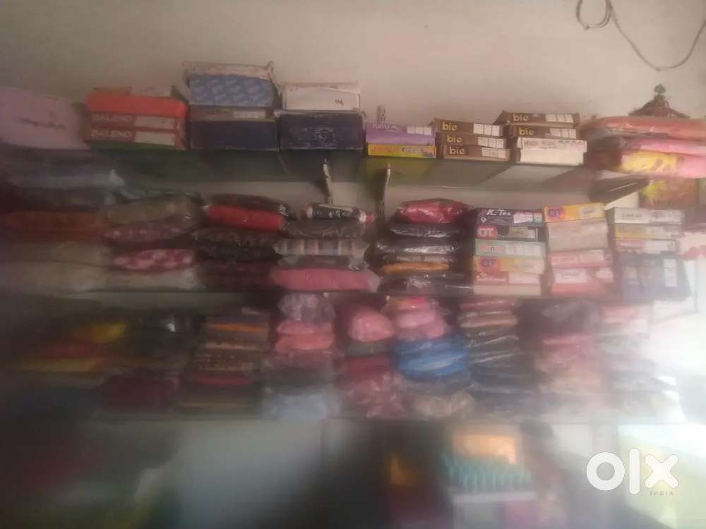 Clothes all shop products sale 120 rupe pis k hisab se