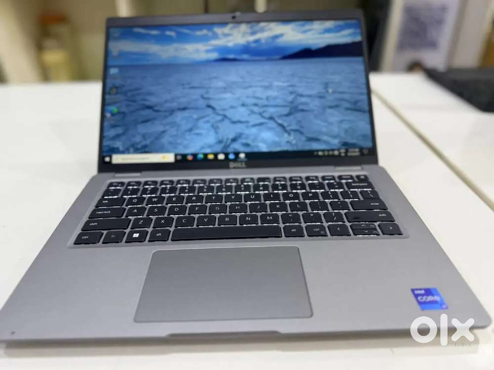 High Technology Laptop Dell i7 12th Generation under warranty