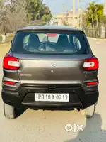 Maruti Suzuki S-Presso 2021 phone number on car image