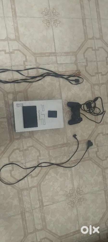 Ps2 one joystick 500gb harddisk one 200 games one memory card
