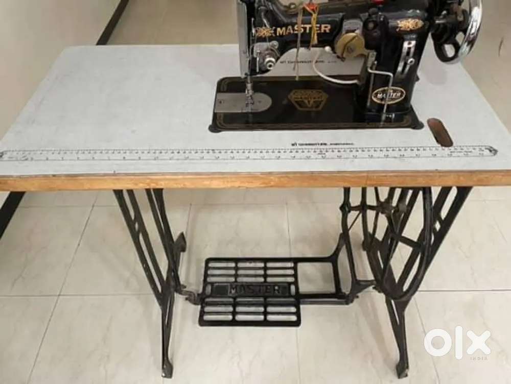 vintage-style Master sewing machine.