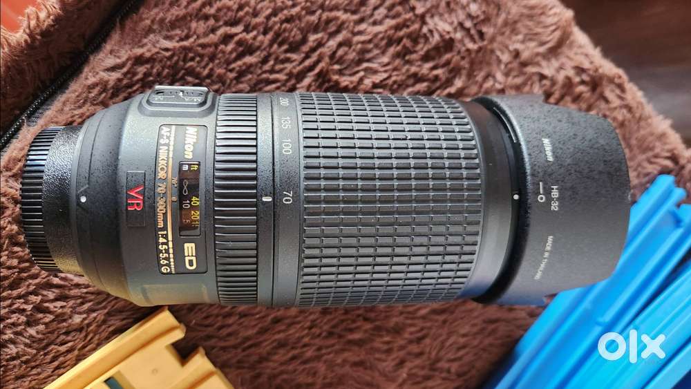Nikon ED 60-300mm 1.4.5-5.6 G Nikkor AFS & Prime 50mm 1.8 Lens