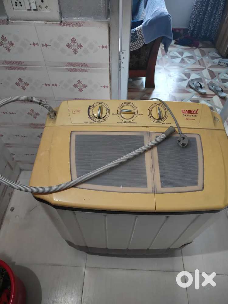 Semi Automatic Washing Machine