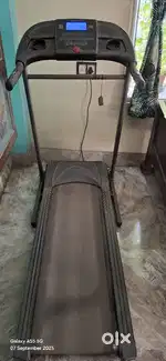 Trademill motorized