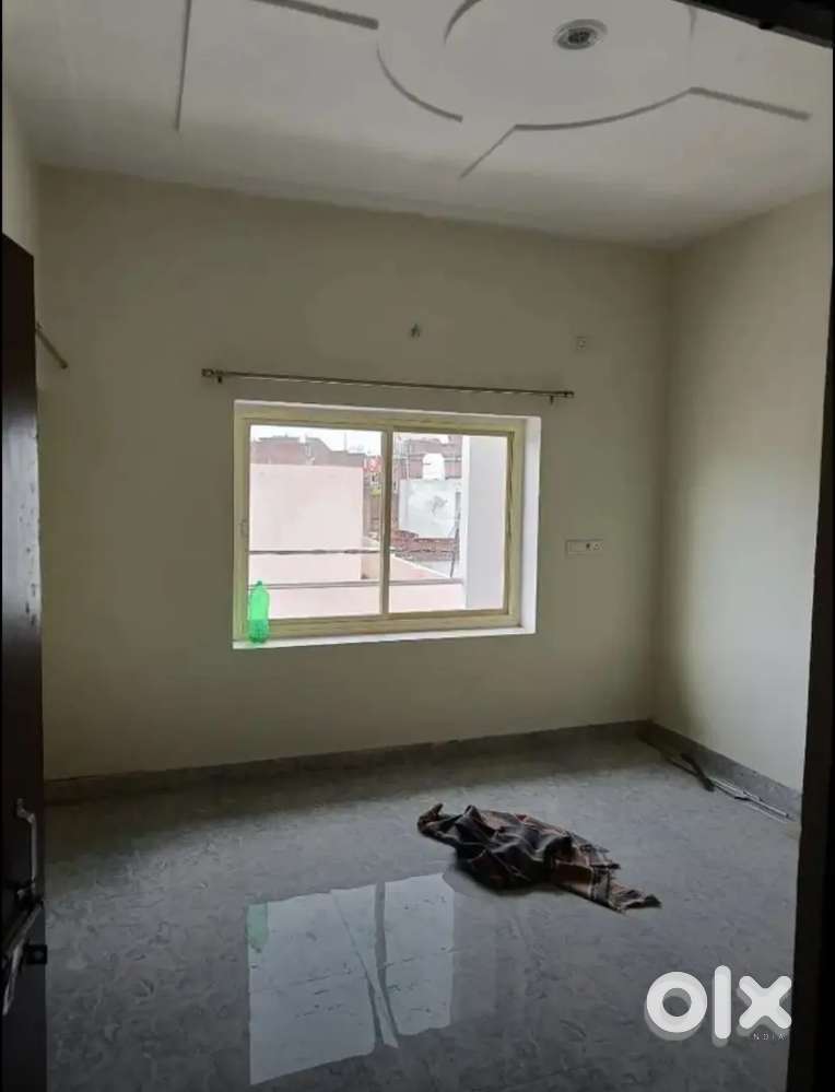 Room or flat both available for girls and family