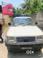 Towing vehicle it's good condition new tyres nd newly fitted machinery