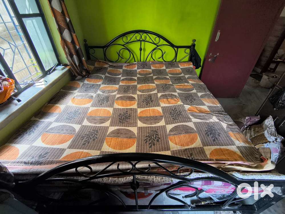 2 years Used Wrought Iron Bed King Size