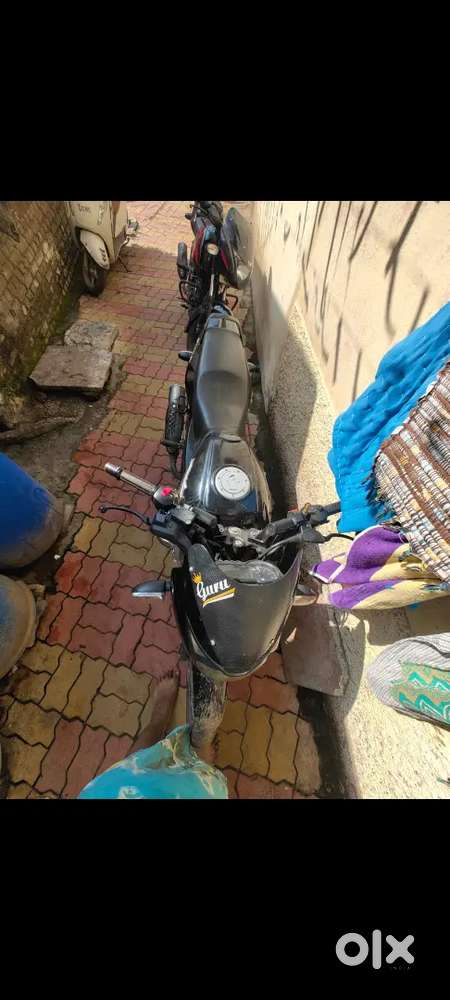 Pulsar 125