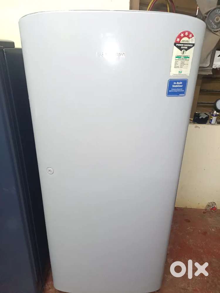 Samsung fridge Available