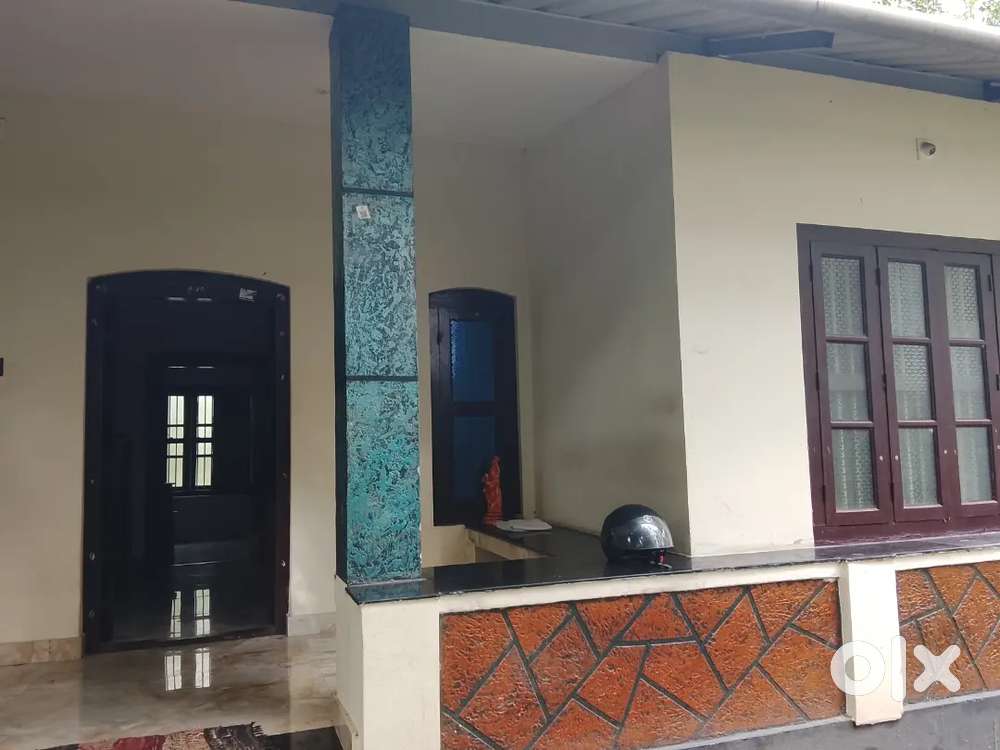 Girls pg available at kulathoor near Technopark phase 3