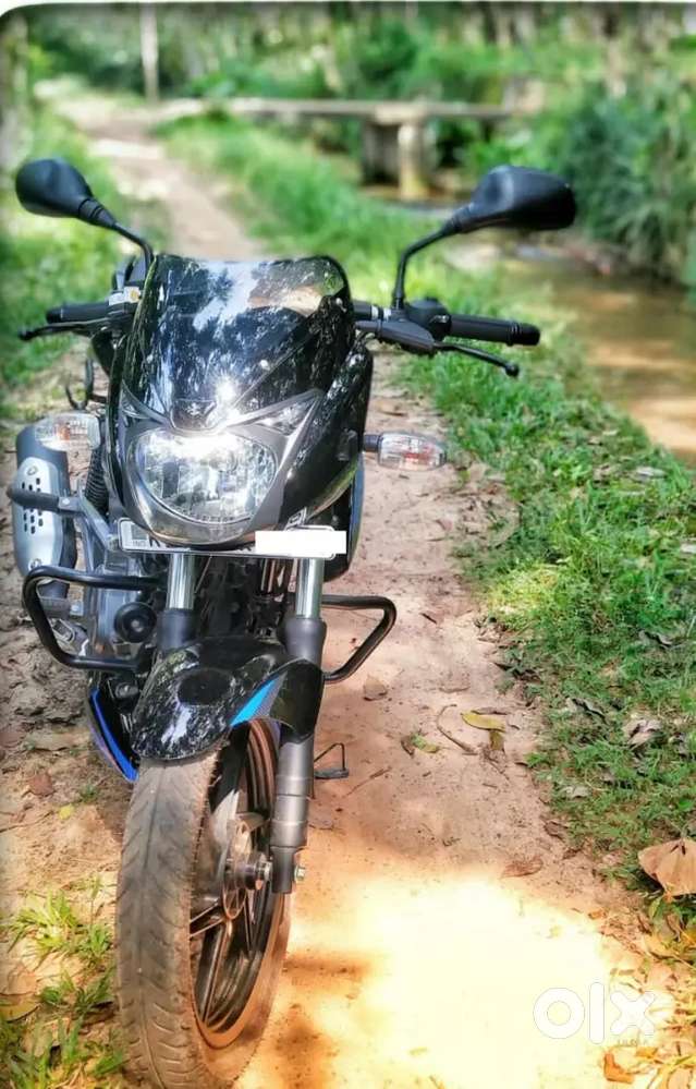 Pulsar 150 abs
