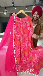 Level Amrita shopping