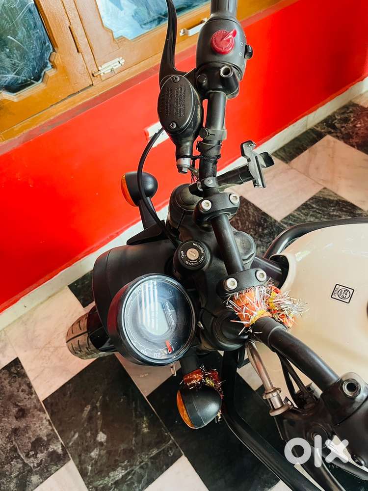 Good mileage, powerful brakes,  great speed, light weight