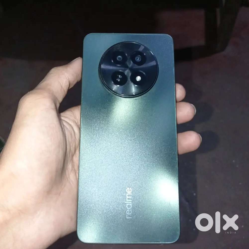 Realme c65.       5g    exchange bhi kar lunga