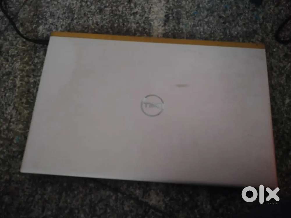 DELL 5518 15-11300H/16/512 Laptop