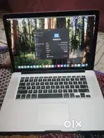 MacBook pro i7 prosesor 15 inch retina display in good condition