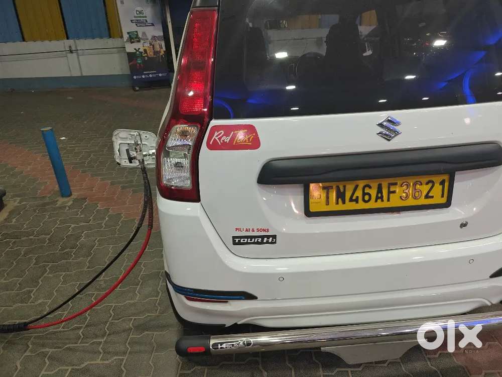 DRIVER WANTED FOR RED TAXI