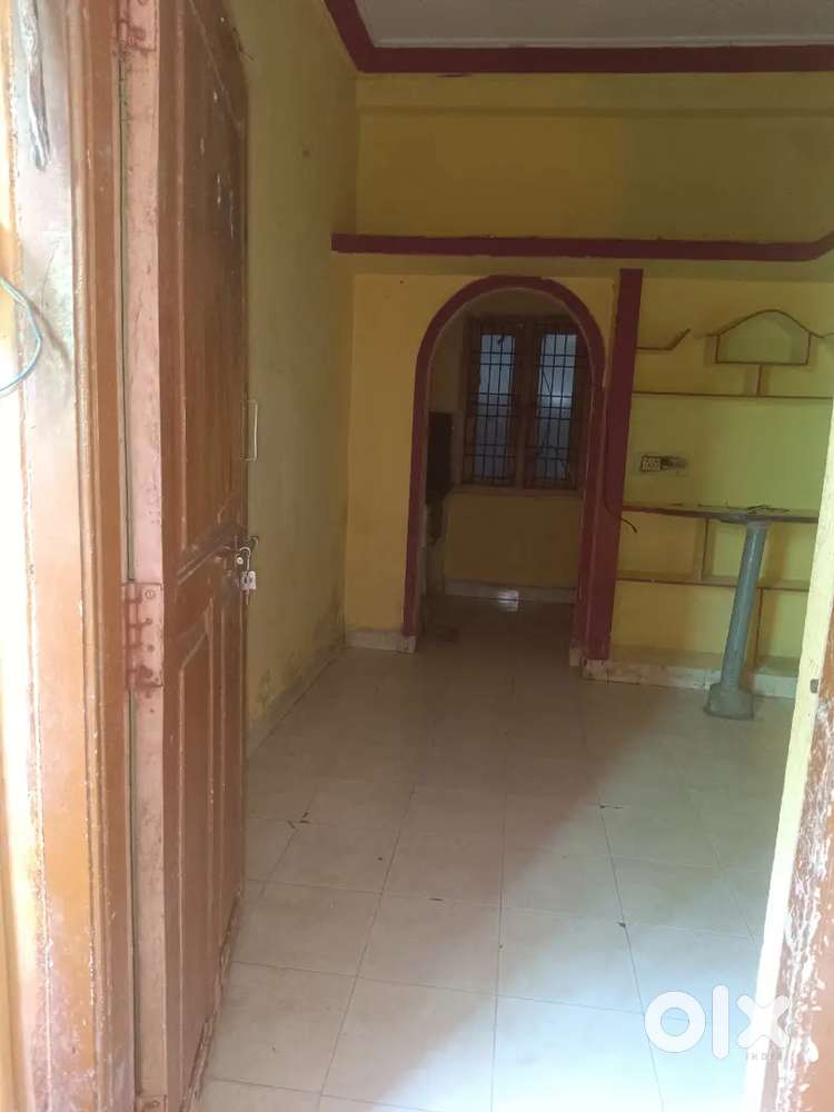 House for rent any doubt message me