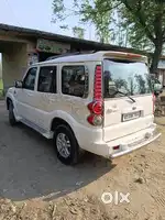 Mahindra Scorpio 2012