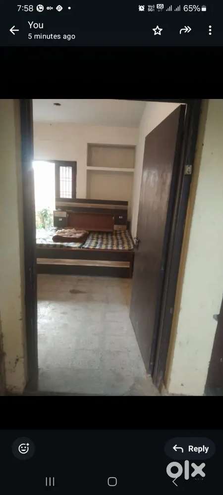 One room for rent  with bath,kitchen