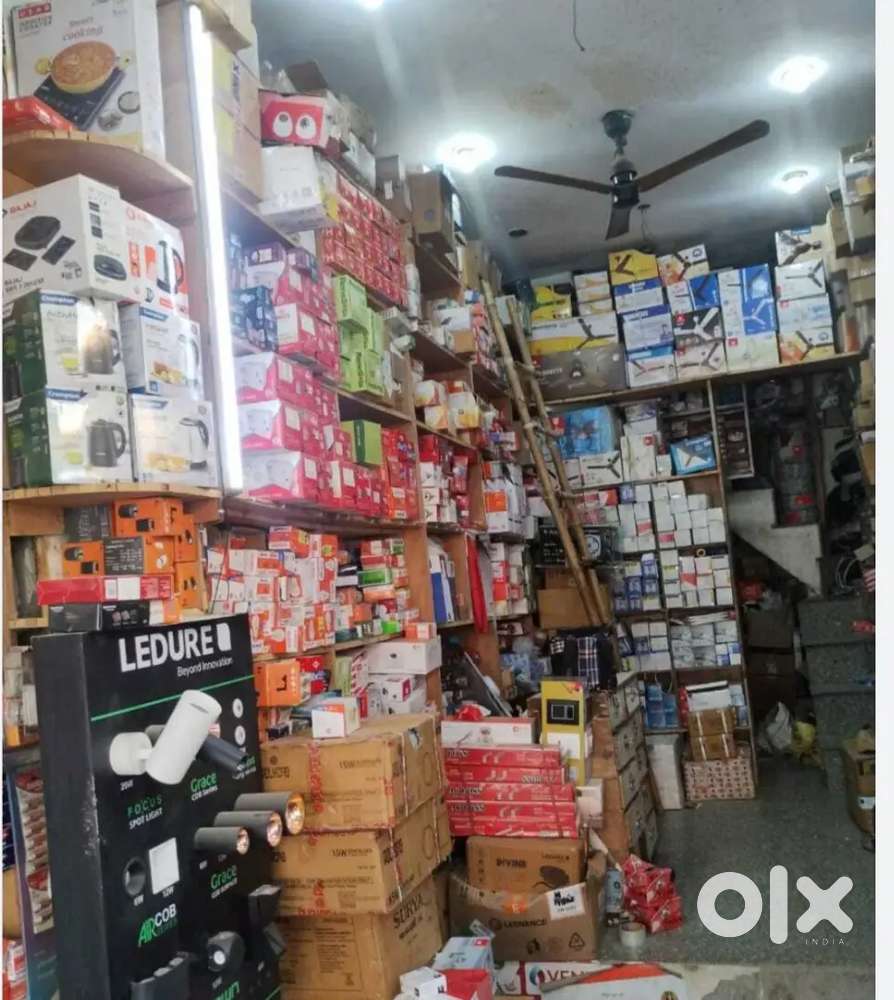 Electrician for electric shop