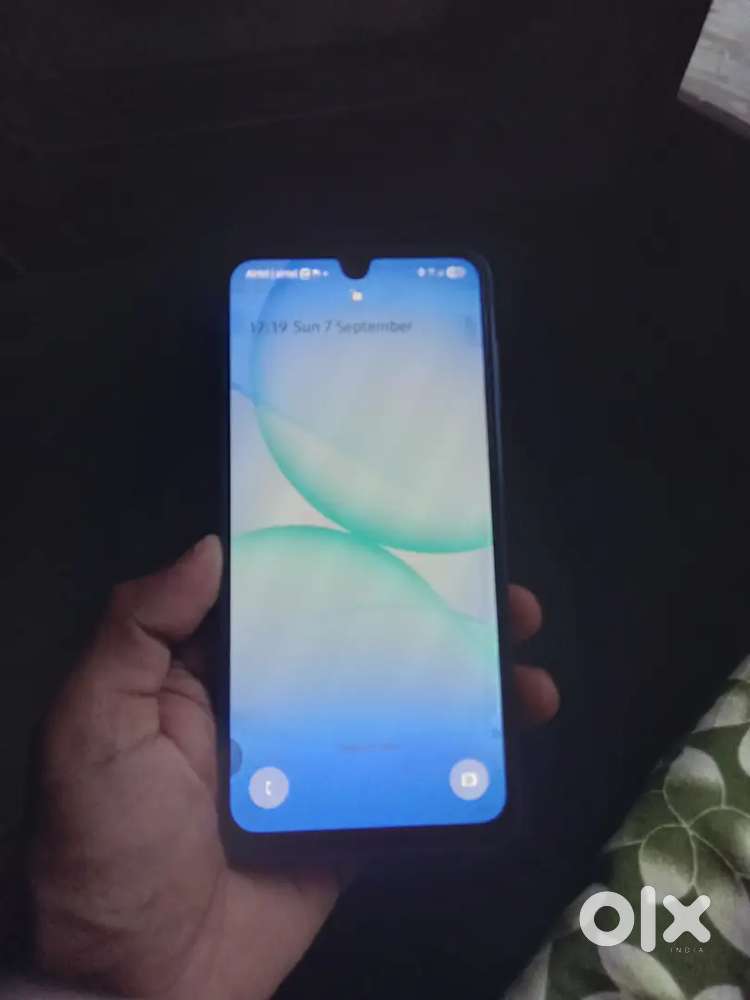 Samsung galaxy a17 5 g. 6+128 gb